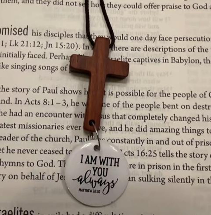 Bible Verse Car Rearview Hanging Cross Ornament, Car Rearview Mirror Cross Pendant, Christian Accessories, Wooden Cross Creative Gift for Dad 【Tiktokshopbacktoschool】